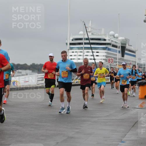 13.09.2026 - Kiel Lauf Andreas Tolksdorf http://msf.ph/oto/10477834 13.09.2026 11:50:57 Kiellinie 7436, 4, 152, 5971, 1276, 12235, 3, 1756 meine-sportfotos.de