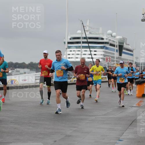 13.09.2026 - Kiel Lauf Andreas Tolksdorf http://msf.ph/oto/10477837 13.09.2026 11:50:57 Kiellinie 4, 55, 352, 5971, 1276, 12235, 3, 1519, 1756 meine-sportfotos.de