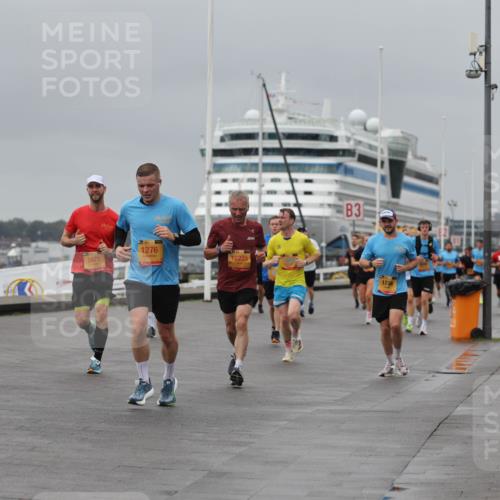 13.09.2026 - Kiel Lauf Andreas Tolksdorf http://msf.ph/oto/10477847 13.09.2026 11:50:57 Kiellinie 4, 5852, 5971, 39, 1276, 12235, 3, 1756 meine-sportfotos.de