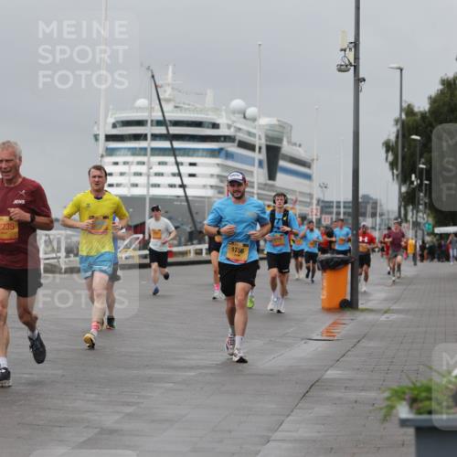13.09.2026 - Kiel Lauf Andreas Tolksdorf http://msf.ph/oto/10477873 13.09.2026 11:50:59 Kiellinie 12235, 1756, 100 meine-sportfotos.de
