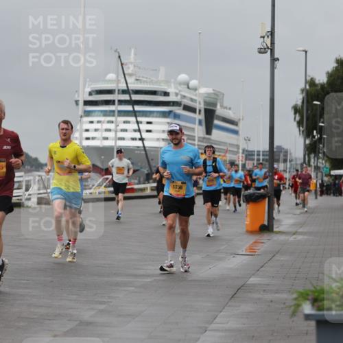 13.09.2026 - Kiel Lauf Andreas Tolksdorf http://msf.ph/oto/10477879 13.09.2026 11:50:59 Kiellinie 12235, 1756, 100 meine-sportfotos.de