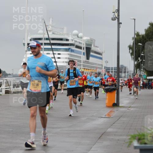 13.09.2026 - Kiel Lauf Andreas Tolksdorf http://msf.ph/oto/10477919 13.09.2026 11:51:01 Kiellinie 8308, 1756, 100 meine-sportfotos.de