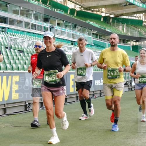 13.09.2026 - 21. swb-Marathon Bremen Michael Burmester http://msf.ph/oto/10477930 13.09.2026 13:17:40 Laufen im Stadion 134, 153, 267, 271, 311, 404, 449, 546, 588, 732, 753, 837, 990, 1057, 1185, 1312, 1424, 1425, 1465, 1539, 1790, 1813, 1825, 1844, 1868, 1987, 2056, 2067, 2096, 2123, 2259, 2357, 2358, 2363, 2381, 2389, 2419, 2532, 2550, 2562, 2586, 2601, 2614, 2647, 2655, 2778, 2797, 2821, 2849, 2857, 2880, 2893, 2974, 2984, 2996, 2999, 3096, 3100, 3104, 3146, 3180, 3195, 3210, 3213, 3314, 3337, 3366, 3387, 3421, 3431, 3476, 3479, 3501, 3506, 3537, 3548, 3633, 3654, 3740, 4478 meine-sportfotos.de