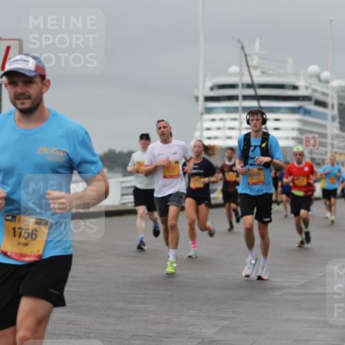 13.09.2026 - Kiel Lauf Andreas Tolksdorf http://msf.ph/oto/10477943 13.09.2026 11:51:03 Kiellinie 1756, 8308, 83 meine-sportfotos.de