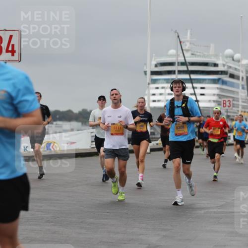 13.09.2026 - Kiel Lauf Andreas Tolksdorf http://msf.ph/oto/10477948 13.09.2026 11:51:04 Kiellinie 1756, 34, 5111, 1941, 1439, 8308, 3 meine-sportfotos.de