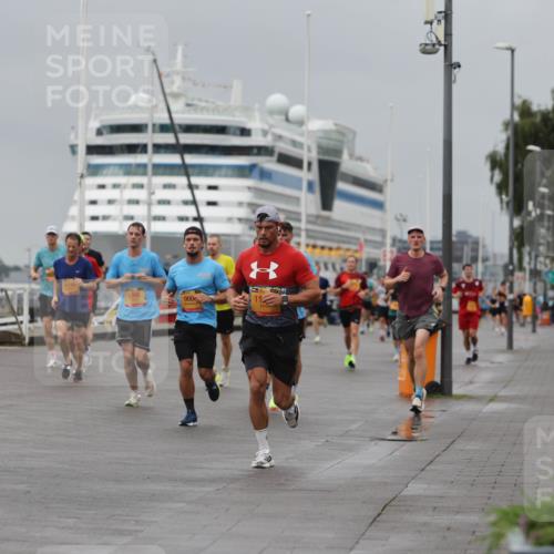 13.09.2026 - Kiel Lauf Andreas Tolksdorf http://msf.ph/oto/10478061 13.09.2026 11:51:09 Kiellinie 6366, 900 meine-sportfotos.de
