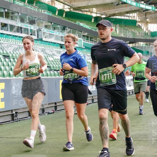 13.09.2026 - 21. swb-Marathon Bremen Michael Burmester http://msf.ph/oto/10478158 13.09.2026 13:17:47 Laufen im Stadion 134, 153, 267, 271, 311, 404, 449, 546, 588, 732, 753, 837, 990, 1057, 1424, 1425, 1465, 1539, 1790, 1813, 1825, 1844, 1868, 1987, 2056, 2067, 2096, 2123, 2259, 2357, 2358, 2363, 2381, 2389, 2419, 2532, 2550, 2562, 2586, 2601, 2614, 2647, 2655, 2778, 2797, 2821, 2849, 2857, 2879, 2880, 2893, 2974, 2984, 2996, 2999, 3096, 3100, 3104, 3146, 3180, 3195, 3210, 3213, 3314, 3337, 3366, 3421, 3431, 3476, 3479, 3501, 3506, 3537, 3548, 3633, 3654, 3740, 4478 meine-sportfotos.de