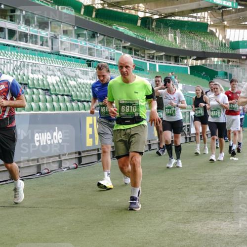 13.09.2026 - 21. swb-Marathon Bremen Michael Burmester http://msf.ph/oto/10478195 13.09.2026 13:17:49 Laufen im Stadion 134, 153, 267, 271, 311, 404, 449, 546, 588, 732, 753, 837, 990, 1057, 1424, 1425, 1465, 1539, 1790, 1813, 1825, 1844, 1868, 1987, 2056, 2067, 2096, 2123, 2137, 2259, 2294, 2357, 2358, 2363, 2381, 2389, 2419, 2453, 2532, 2550, 2562, 2586, 2601, 2614, 2647, 2655, 2778, 2797, 2821, 2849, 2857, 2879, 2880, 2893, 2974, 2984, 2996, 2999, 3096, 3100, 3104, 3146, 3180, 3195, 3210, 3213, 3314, 3337, 3366, 3421, 3431, 3476, 3479, 3501, 3506, 3537, 3548, 3633, 3654, 3740, 4478 meine-sportfotos.de