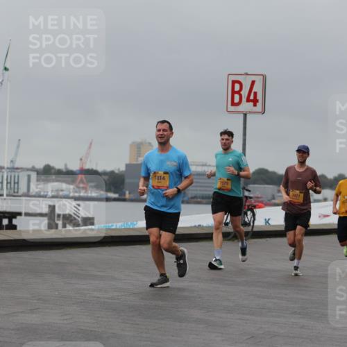 13.09.2026 - Kiel Lauf Andreas Tolksdorf http://msf.ph/oto/10478223 13.09.2026 11:51:31 Kiellinie 1814, 4, 7570, 3921, 6043 meine-sportfotos.de