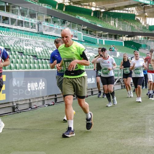 13.09.2026 - 21. swb-Marathon Bremen Michael Burmester http://msf.ph/oto/10478225 13.09.2026 13:17:50 Laufen im Stadion 134, 153, 267, 271, 311, 404, 449, 546, 588, 732, 753, 837, 990, 1057, 1424, 1425, 1465, 1539, 1790, 1813, 1825, 1844, 1868, 1987, 2056, 2067, 2096, 2123, 2137, 2259, 2294, 2357, 2358, 2363, 2381, 2389, 2419, 2453, 2532, 2550, 2562, 2586, 2601, 2614, 2647, 2655, 2778, 2797, 2821, 2849, 2857, 2879, 2880, 2893, 2974, 2984, 2996, 2999, 3096, 3100, 3104, 3146, 3180, 3195, 3210, 3213, 3314, 3337, 3366, 3421, 3431, 3476, 3479, 3501, 3506, 3537, 3548, 3633, 3654, 3740, 4478 meine-sportfotos.de