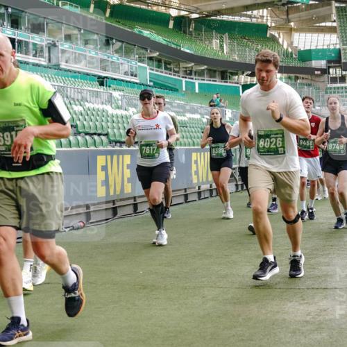 13.09.2026 - 21. swb-Marathon Bremen Michael Burmester http://msf.ph/oto/10478243 13.09.2026 13:17:50 Laufen im Stadion 134, 153, 267, 271, 311, 404, 449, 546, 588, 732, 753, 837, 990, 1057, 1424, 1425, 1465, 1539, 1790, 1813, 1825, 1844, 1868, 1987, 2056, 2067, 2096, 2123, 2137, 2259, 2294, 2357, 2358, 2363, 2381, 2389, 2419, 2453, 2532, 2550, 2562, 2586, 2601, 2614, 2647, 2655, 2778, 2797, 2821, 2849, 2857, 2879, 2880, 2893, 2974, 2984, 2996, 2999, 3096, 3100, 3104, 3146, 3180, 3195, 3210, 3213, 3314, 3337, 3366, 3421, 3431, 3476, 3479, 3501, 3506, 3537, 3548, 3633, 3654, 3740, 4478 meine-sportfotos.de