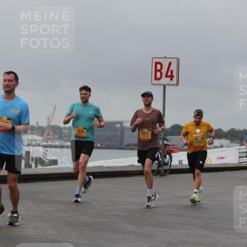 13.09.2026 - Kiel Lauf Andreas Tolksdorf http://msf.ph/oto/10478260 13.09.2026 11:51:32 Kiellinie 7570, 4, 3921, 6043 meine-sportfotos.de