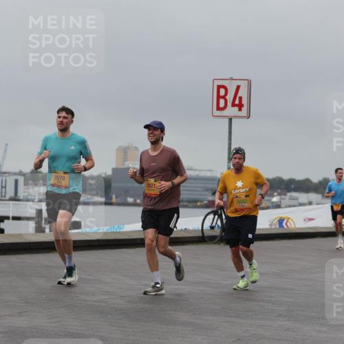 13.09.2026 - Kiel Lauf Andreas Tolksdorf http://msf.ph/oto/10478269 13.09.2026 11:51:33 Kiellinie 14, 7570, 3921, 4, 6043, 4 meine-sportfotos.de