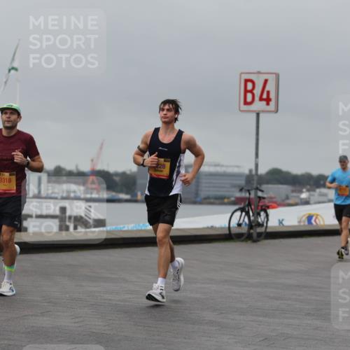 13.09.2026 - Kiel Lauf Andreas Tolksdorf http://msf.ph/oto/10478328 13.09.2026 11:51:39 Kiellinie 47, 195, 228, 9318, 4 meine-sportfotos.de
