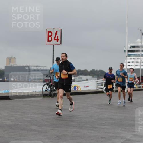 13.09.2026 - Kiel Lauf Andreas Tolksdorf http://msf.ph/oto/10478354 13.09.2026 11:51:40 Kiellinie 4, 11812, 11424, 3 meine-sportfotos.de