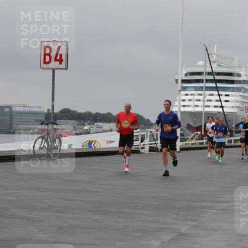 13.09.2026 - Kiel Lauf Andreas Tolksdorf http://msf.ph/oto/10478438 13.09.2026 11:51:47 Kiellinie 817, 4, 3 meine-sportfotos.de