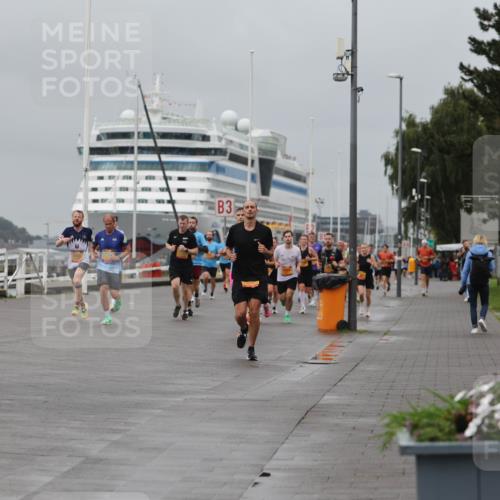 13.09.2026 - Kiel Lauf Andreas Tolksdorf http://msf.ph/oto/10478477 13.09.2026 11:51:50 Kiellinie 5720, 3 meine-sportfotos.de