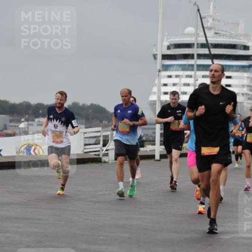 13.09.2026 - Kiel Lauf Andreas Tolksdorf http://msf.ph/oto/10478499 13.09.2026 11:51:53 Kiellinie 4, 6155, 3, 0, 6301, 8980, 2012 meine-sportfotos.de
