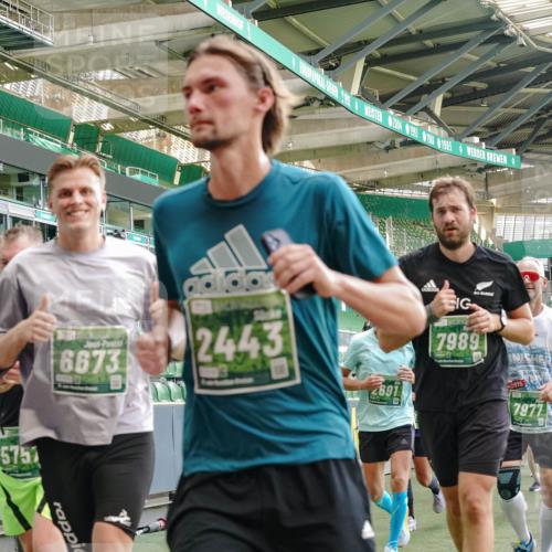 13.09.2026 - 21. swb-Marathon Bremen Michael Burmester http://msf.ph/oto/10478508 13.09.2026 13:17:58 Laufen im Stadion 134, 267, 271, 311, 404, 449, 486, 546, 588, 732, 753, 837, 921, 990, 1057, 1424, 1425, 1431, 1790, 1813, 1825, 1844, 1868, 1987, 2056, 2067, 2096, 2123, 2137, 2259, 2294, 2357, 2358, 2381, 2389, 2419, 2453, 2532, 2550, 2562, 2586, 2601, 2614, 2647, 2655, 2797, 2821, 2849, 2857, 2879, 2880, 2893, 2984, 2996, 2999, 3096, 3100, 3104, 3146, 3180, 3195, 3210, 3213, 3314, 3337, 3366, 3421, 3431, 3476, 3479, 3501, 3506, 3537, 3548, 3633, 3654, 3740, 3879, 4478 meine-sportfotos.de