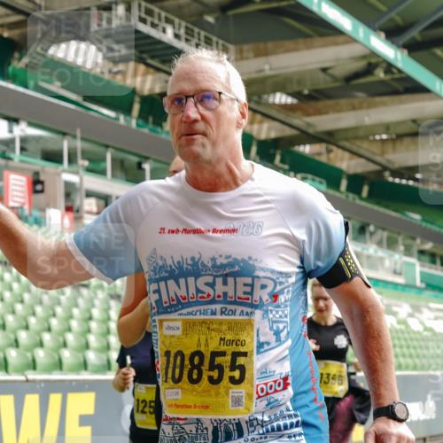 13.09.2026 - 21. swb-Marathon Bremen Michael Burmester http://msf.ph/oto/10478512 13.09.2026 10:40:27 Laufen im Stadion 10135, 10138, 10139, 10155, 10156, 10169, 10204, 10213, 10217, 10229, 10234, 10279, 10280, 10299, 10313, 10314, 10321, 10354, 10363, 10364, 10378, 10386, 10399, 10404, 10406, 10417, 10419, 10424, 10435, 10455, 10483, 10484, 10493, 10501, 10505, 10510, 10511, 10527, 10545, 10556, 10570, 10576, 10580, 10582, 10586, 10599, 10609, 10611, 10616, 10619, 10644, 10653, 10660, 10662, 10664, 10686, 10694, 10696, 10706, 10712, 10737, 10743, 10751, 10766, 10768 meine-sportfotos.de