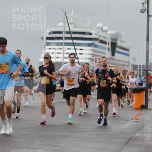 13.09.2026 - Kiel Lauf Andreas Tolksdorf http://msf.ph/oto/10478550 13.09.2026 11:51:56 Kiellinie 2611, 3, 06, 5301, 8980, 2012, 410 meine-sportfotos.de