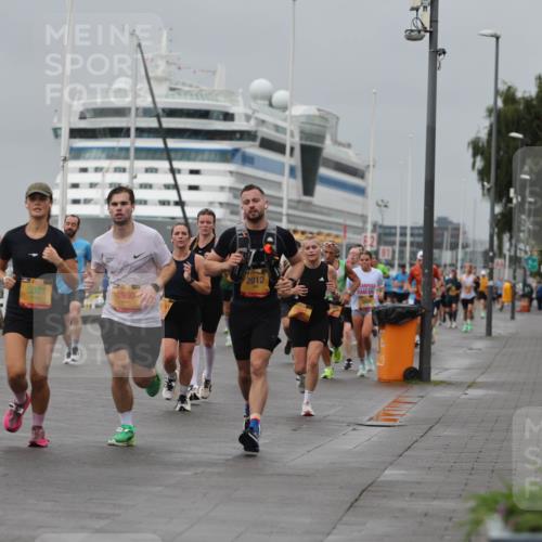 13.09.2026 - Kiel Lauf Andreas Tolksdorf http://msf.ph/oto/10478563 13.09.2026 11:51:57 Kiellinie 3596, 12086, 5301, 8980, 2012 meine-sportfotos.de