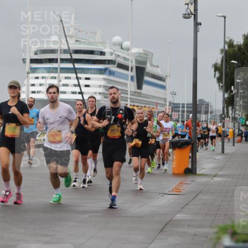 13.09.2026 - Kiel Lauf Andreas Tolksdorf http://msf.ph/oto/10478565 13.09.2026 11:51:57 Kiellinie 3596, 12086, 2012, 8980 meine-sportfotos.de