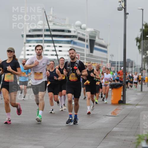 13.09.2026 - Kiel Lauf Andreas Tolksdorf http://msf.ph/oto/10478568 13.09.2026 11:51:57 Kiellinie 3596, 8980, 2012, 5301 meine-sportfotos.de