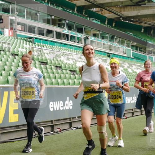 13.09.2026 - 21. swb-Marathon Bremen Michael Burmester http://msf.ph/oto/10478622 13.09.2026 10:40:33 Laufen im Stadion 10135, 10138, 10139, 10155, 10156, 10163, 10169, 10213, 10217, 10229, 10234, 10247, 10279, 10280, 10299, 10313, 10314, 10321, 10354, 10378, 10386, 10399, 10406, 10414, 10417, 10419, 10424, 10435, 10455, 10483, 10484, 10493, 10501, 10505, 10510, 10511, 10527, 10545, 10556, 10570, 10576, 10580, 10582, 10586, 10599, 10609, 10611, 10616, 10619, 10644, 10653, 10660, 10662, 10664, 10694, 10696, 10706, 10712, 10737, 10743, 10751, 10766, 10768, 10804, 11043, 11048 meine-sportfotos.de