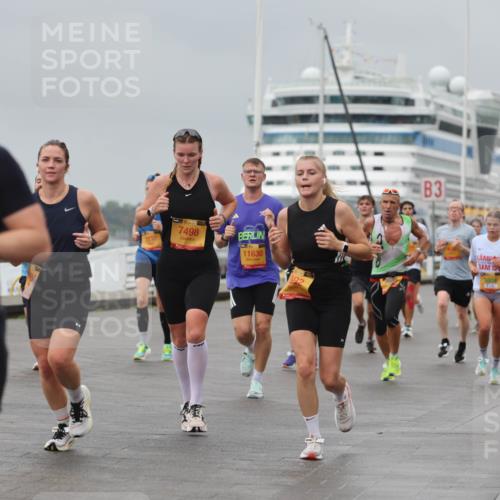 13.09.2026 - Kiel Lauf Andreas Tolksdorf http://msf.ph/oto/10478626 13.09.2026 11:52:00 Kiellinie 2012, 3230, 14, 38, 7498, 11630, 02, 3 meine-sportfotos.de