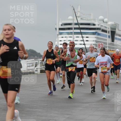 13.09.2026 - Kiel Lauf Andreas Tolksdorf http://msf.ph/oto/10478673 13.09.2026 11:52:02 Kiellinie 4, 7498, 92, 8659, 3685, 3, 7804, 11794 meine-sportfotos.de