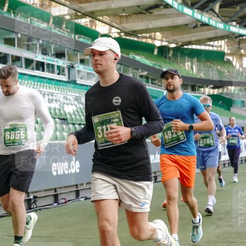 13.09.2026 - 21. swb-Marathon Bremen Michael Burmester http://msf.ph/oto/10478692 13.09.2026 13:18:04 Laufen im Stadion 134, 267, 271, 311, 404, 449, 486, 546, 588, 732, 753, 837, 921, 1057, 1424, 1425, 1431, 1765, 1790, 1813, 1825, 1844, 1868, 1987, 2056, 2067, 2096, 2123, 2137, 2294, 2357, 2358, 2381, 2389, 2419, 2453, 2532, 2550, 2562, 2586, 2601, 2614, 2647, 2655, 2797, 2821, 2849, 2857, 2879, 2880, 2893, 2944, 2984, 2999, 3096, 3100, 3104, 3146, 3180, 3195, 3210, 3213, 3285, 3314, 3337, 3366, 3421, 3431, 3476, 3479, 3506, 3537, 3548, 3619, 3633, 3654, 3740, 3879, 4478 meine-sportfotos.de