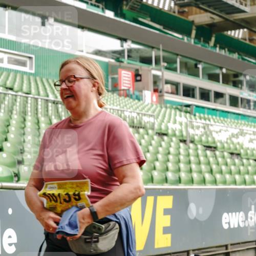 13.09.2026 - 21. swb-Marathon Bremen Michael Burmester http://msf.ph/oto/10478694 13.09.2026 10:40:36 Laufen im Stadion 10135, 10138, 10155, 10156, 10163, 10169, 10213, 10217, 10229, 10234, 10247, 10279, 10280, 10299, 10313, 10314, 10321, 10354, 10378, 10386, 10399, 10406, 10414, 10417, 10419, 10424, 10435, 10455, 10483, 10484, 10493, 10501, 10505, 10510, 10511, 10527, 10545, 10556, 10570, 10576, 10580, 10582, 10586, 10599, 10609, 10611, 10616, 10619, 10644, 10653, 10660, 10662, 10664, 10694, 10696, 10706, 10712, 10737, 10743, 10751, 10766, 10768, 10804, 11043, 11048 meine-sportfotos.de