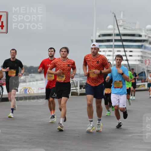 13.09.2026 - Kiel Lauf Andreas Tolksdorf http://msf.ph/oto/10478812 13.09.2026 11:52:08 Kiellinie 3654, 4, 1265, 4, 7004, 11796, 79, 1179, 618, 3 meine-sportfotos.de