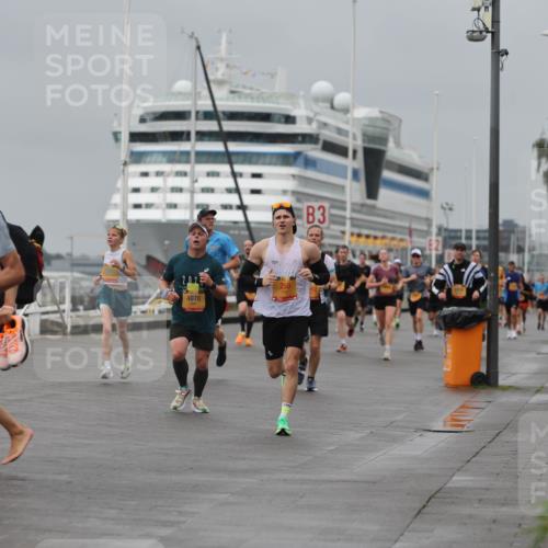 13.09.2026 - Kiel Lauf Andreas Tolksdorf http://msf.ph/oto/10478924 13.09.2026 11:52:15 Kiellinie 2, 023, 4978, 3 meine-sportfotos.de