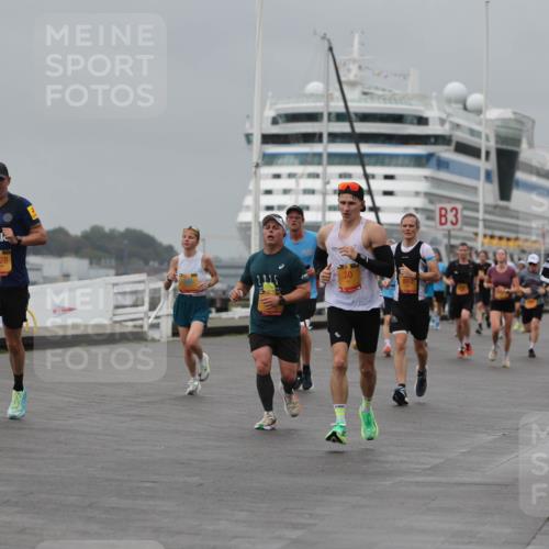 13.09.2026 - Kiel Lauf Andreas Tolksdorf http://msf.ph/oto/10478944 13.09.2026 11:52:16 Kiellinie 4, 1328, 20, 3 meine-sportfotos.de