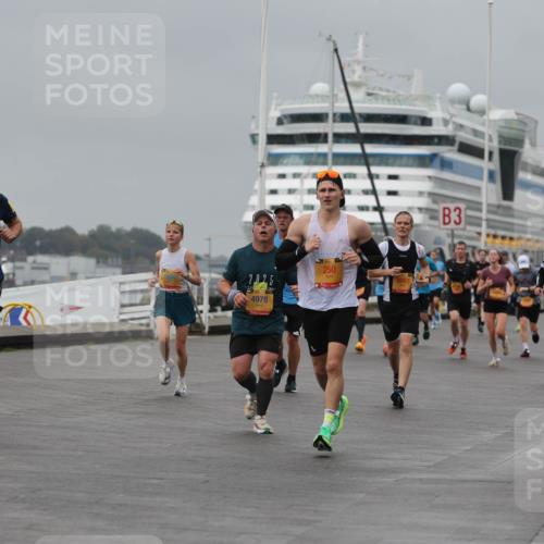 13.09.2026 - Kiel Lauf Andreas Tolksdorf http://msf.ph/oto/10478956 13.09.2026 11:52:17 Kiellinie 4, 11328, 2025, 4978, 250, 3, 2974 meine-sportfotos.de