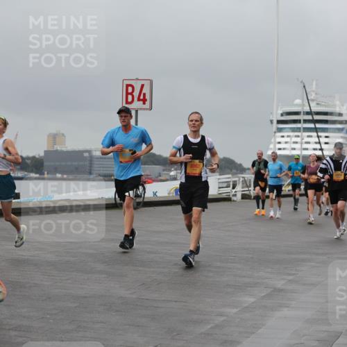 13.09.2026 - Kiel Lauf Andreas Tolksdorf http://msf.ph/oto/10478991 13.09.2026 11:52:21 Kiellinie 1215, 4, 8962, 2974, 3 meine-sportfotos.de