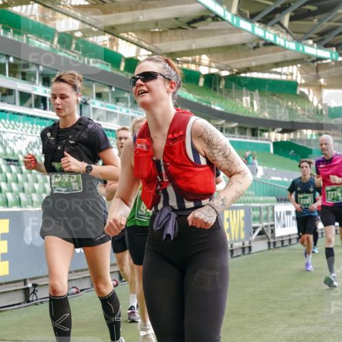 13.09.2026 - 21. swb-Marathon Bremen Michael Burmester http://msf.ph/oto/10479011 13.09.2026 13:18:19 Laufen im Stadion 311, 404, 449, 486, 546, 588, 732, 753, 837, 921, 1057, 1424, 1425, 1431, 1506, 1765, 1790, 1813, 1844, 1868, 2056, 2067, 2096, 2123, 2137, 2224, 2294, 2357, 2358, 2389, 2419, 2453, 2532, 2550, 2557, 2586, 2601, 2614, 2622, 2647, 2655, 2786, 2821, 2845, 2849, 2857, 2879, 2880, 2893, 2944, 2984, 2999, 3072, 3096, 3100, 3104, 3146, 3180, 3195, 3198, 3210, 3213, 3285, 3287, 3314, 3337, 3421, 3431, 3476, 3479, 3506, 3537, 3548, 3619, 3633, 3654, 3740, 3879, 4478 meine-sportfotos.de