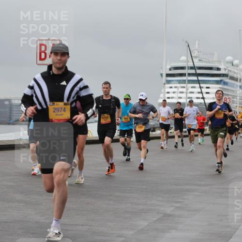 13.09.2026 - Kiel Lauf Andreas Tolksdorf http://msf.ph/oto/10479042 13.09.2026 11:52:25 Kiellinie 2974, 5960, 9810, 6789, 3725, 3 meine-sportfotos.de