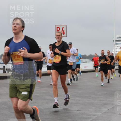13.09.2026 - Kiel Lauf Andreas Tolksdorf http://msf.ph/oto/10479105 13.09.2026 11:52:31 Kiellinie 3167, 3725, 4, 3, 1288, 10605, 83 meine-sportfotos.de