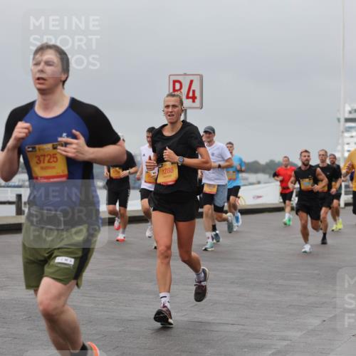 13.09.2026 - Kiel Lauf Andreas Tolksdorf http://msf.ph/oto/10479111 13.09.2026 11:52:31 Kiellinie 3725, 4, 1288, 83 meine-sportfotos.de