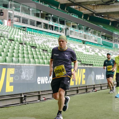 13.09.2026 - 21. swb-Marathon Bremen Michael Burmester http://msf.ph/oto/10479123 13.09.2026 10:40:53 Laufen im Stadion 10155, 10156, 10163, 10169, 10213, 10234, 10247, 10279, 10280, 10299, 10313, 10321, 10354, 10386, 10399, 10406, 10414, 10417, 10419, 10424, 10435, 10455, 10483, 10484, 10493, 10501, 10527, 10545, 10547, 10556, 10570, 10576, 10580, 10582, 10586, 10599, 10611, 10616, 10644, 10653, 10660, 10694, 10696, 10705, 10706, 10712, 10719, 10722, 10737, 10743, 10751, 10766, 10768, 10776, 10804, 10859, 11043, 11048 meine-sportfotos.de