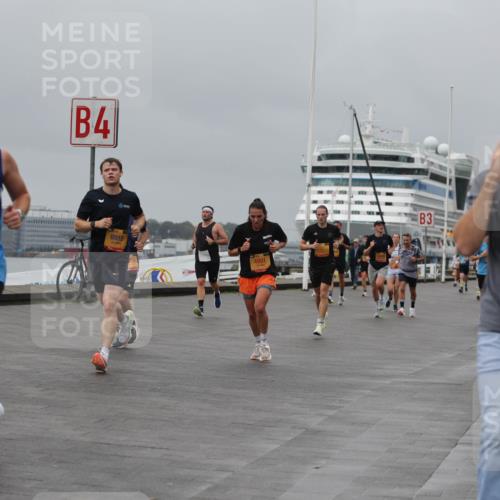 13.09.2026 - Kiel Lauf Andreas Tolksdorf http://msf.ph/oto/10479157 13.09.2026 11:52:36 Kiellinie 4, 11690, 11663, 6915, 4991, 3 meine-sportfotos.de