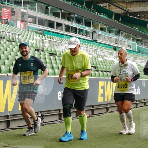13.09.2026 - 21. swb-Marathon Bremen Michael Burmester http://msf.ph/oto/10479199 13.09.2026 10:40:56 Laufen im Stadion 10155, 10156, 10163, 10169, 10213, 10234, 10247, 10279, 10280, 10299, 10313, 10321, 10354, 10386, 10399, 10406, 10414, 10417, 10419, 10424, 10435, 10455, 10483, 10484, 10493, 10501, 10527, 10545, 10547, 10556, 10570, 10576, 10580, 10582, 10586, 10599, 10611, 10616, 10644, 10653, 10660, 10694, 10696, 10705, 10706, 10712, 10719, 10722, 10737, 10743, 10751, 10766, 10768, 10776, 10804, 10859, 10889, 11043, 11048 meine-sportfotos.de
