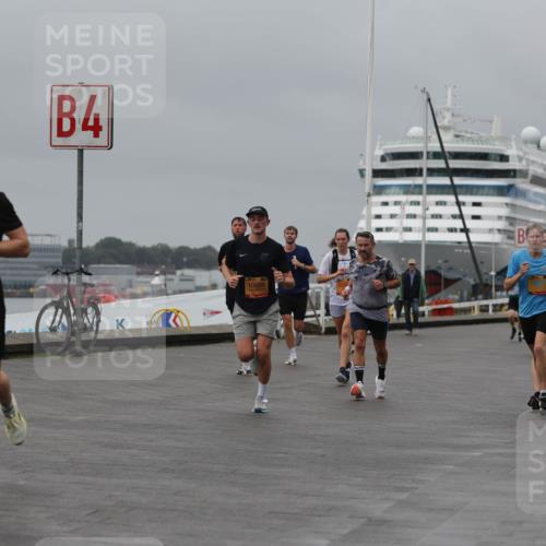 13.09.2026 - Kiel Lauf Andreas Tolksdorf http://msf.ph/oto/10479200 13.09.2026 11:52:40 Kiellinie 31, 4, 10688 meine-sportfotos.de