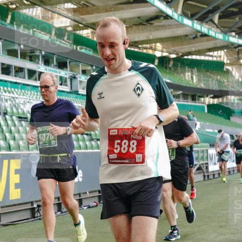 13.09.2026 - 21. swb-Marathon Bremen Michael Burmester http://msf.ph/oto/10479209 13.09.2026 13:18:27 Laufen im Stadion 311, 404, 486, 546, 588, 732, 753, 837, 921, 1057, 1424, 1425, 1431, 1506, 1765, 1790, 1813, 1844, 1868, 2056, 2067, 2096, 2123, 2137, 2224, 2294, 2357, 2358, 2389, 2419, 2453, 2532, 2550, 2557, 2563, 2586, 2601, 2614, 2622, 2647, 2655, 2786, 2845, 2849, 2857, 2879, 2880, 2893, 2944, 2983, 2984, 2999, 3046, 3072, 3096, 3100, 3104, 3146, 3180, 3189, 3195, 3198, 3210, 3285, 3287, 3314, 3337, 3421, 3431, 3476, 3479, 3537, 3548, 3619, 3633, 3654, 3740, 3879, 4478 meine-sportfotos.de