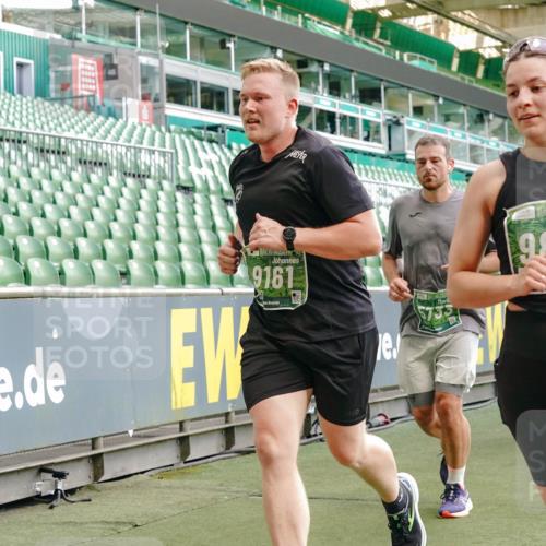 13.09.2026 - 21. swb-Marathon Bremen Michael Burmester http://msf.ph/oto/10479225 13.09.2026 13:18:28 Laufen im Stadion 311, 404, 486, 546, 588, 732, 753, 837, 921, 1057, 1424, 1425, 1431, 1506, 1765, 1790, 1813, 1844, 1868, 2056, 2067, 2096, 2123, 2137, 2224, 2294, 2357, 2358, 2389, 2419, 2453, 2532, 2550, 2557, 2563, 2586, 2601, 2614, 2622, 2647, 2655, 2786, 2843, 2845, 2849, 2857, 2879, 2880, 2893, 2944, 2983, 2984, 2999, 3031, 3046, 3072, 3096, 3100, 3104, 3146, 3180, 3189, 3195, 3198, 3210, 3285, 3287, 3314, 3337, 3421, 3431, 3476, 3479, 3537, 3548, 3619, 3633, 3654, 3740, 3879, 4478 meine-sportfotos.de