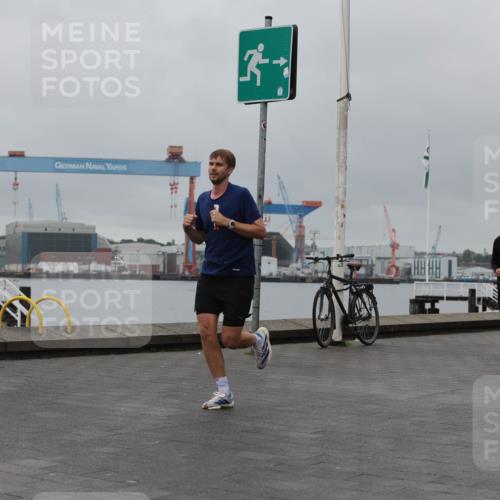 13.09.2026 - Kiel Lauf Andreas Tolksdorf http://msf.ph/oto/10479296 13.09.2026 11:52:48 Kiellinie 3 meine-sportfotos.de
