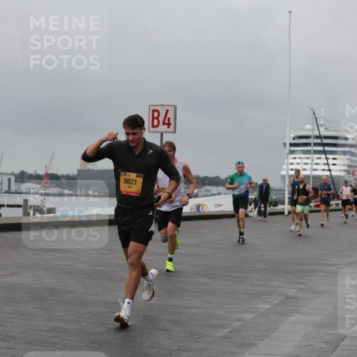 13.09.2026 - Kiel Lauf Andreas Tolksdorf http://msf.ph/oto/10479338 13.09.2026 11:52:50 Kiellinie 39, 9821, 4, 3 meine-sportfotos.de